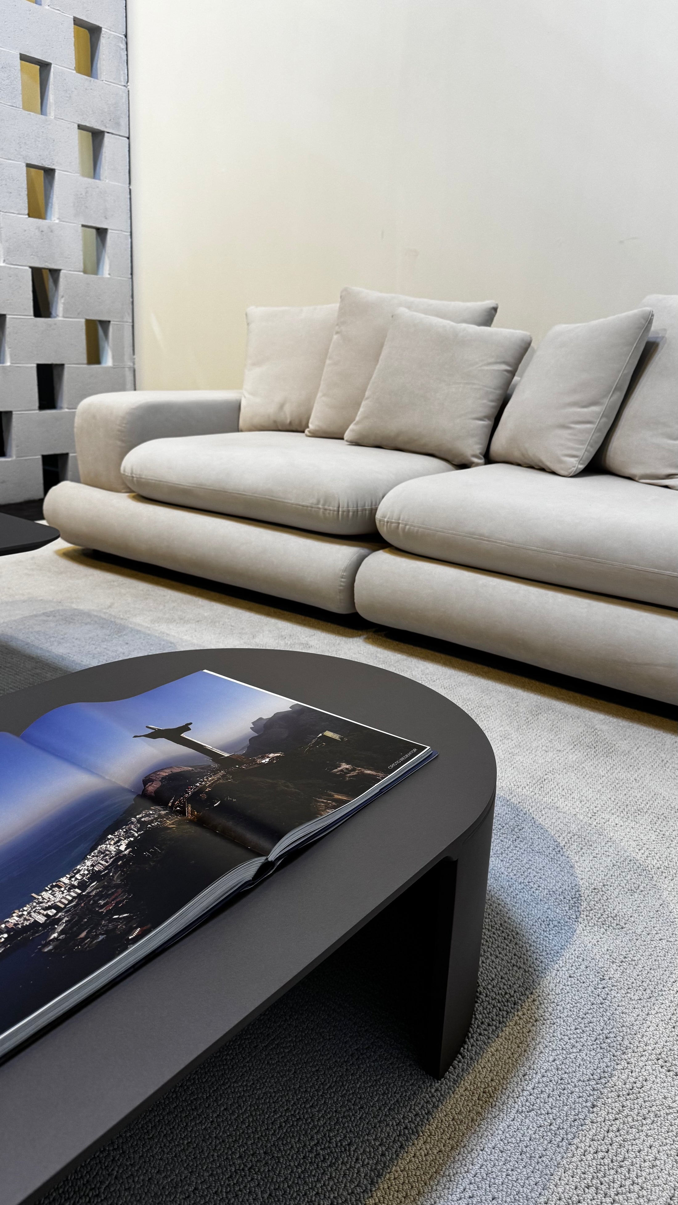 AMAGO SOFA