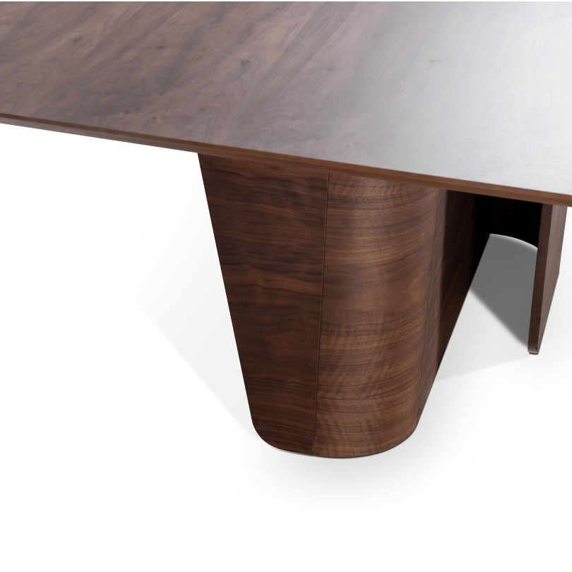 LOU DINING TABLE