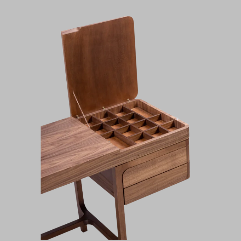 Nevada Desk