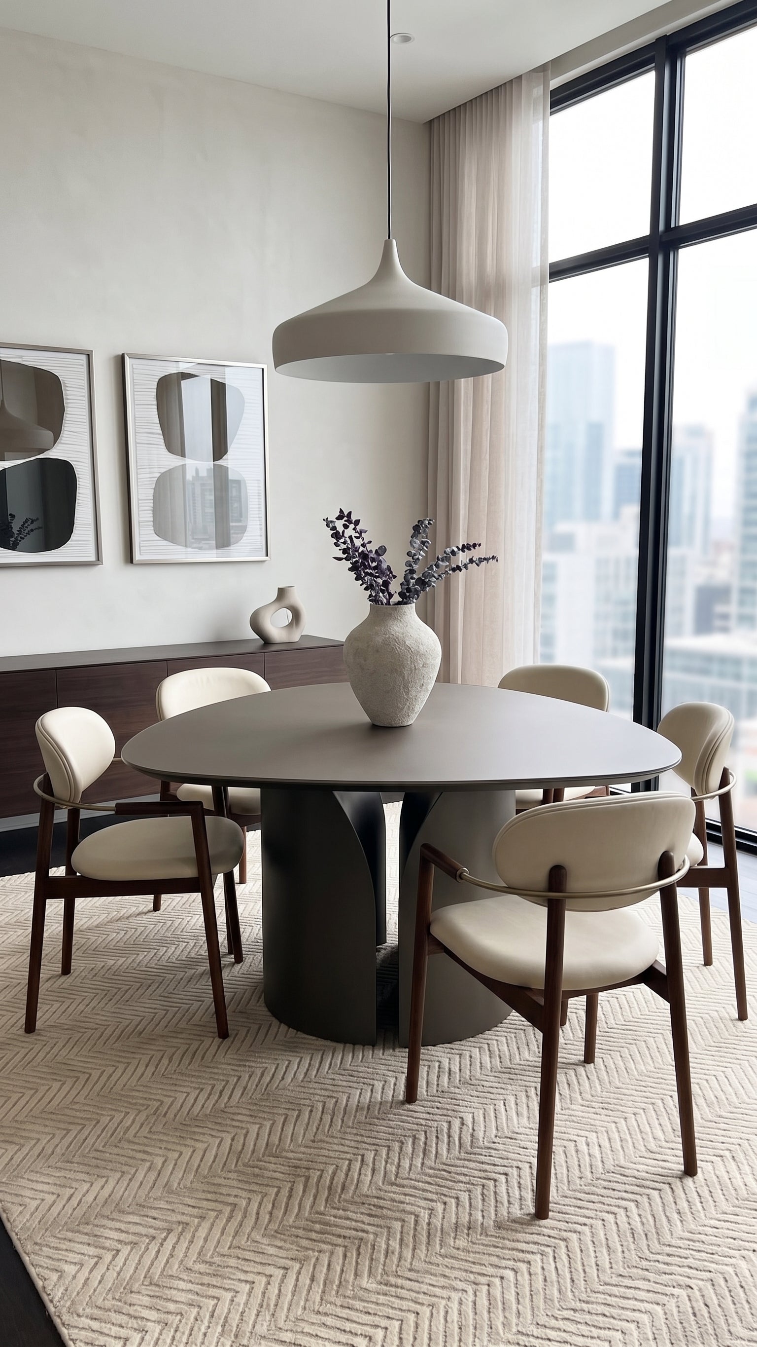 How Many Chairs Fit Around a Round Dining Table? A Guide to Choosing the Right Size
