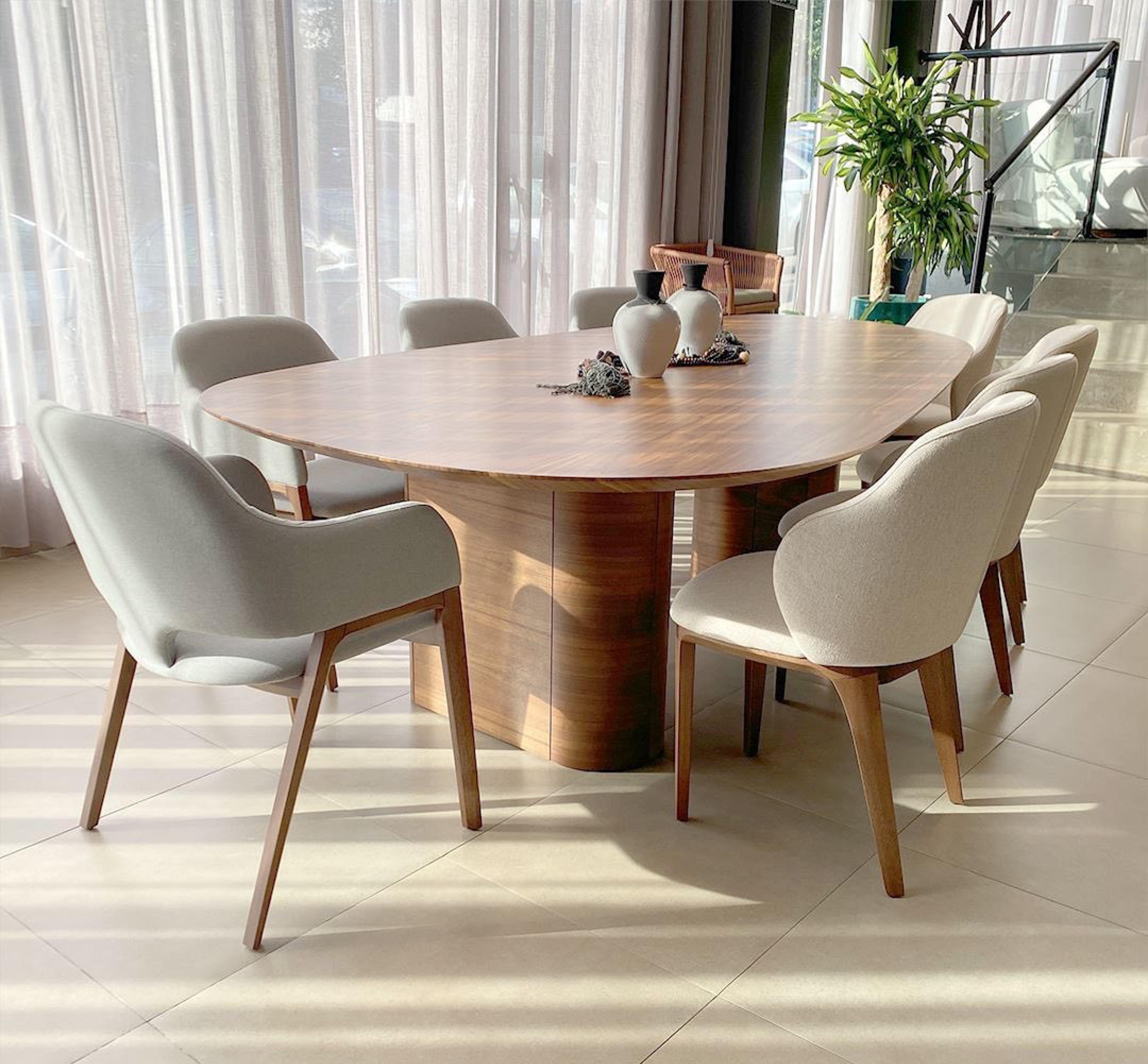 How to Choose the Perfect Dining Table for Your Space
