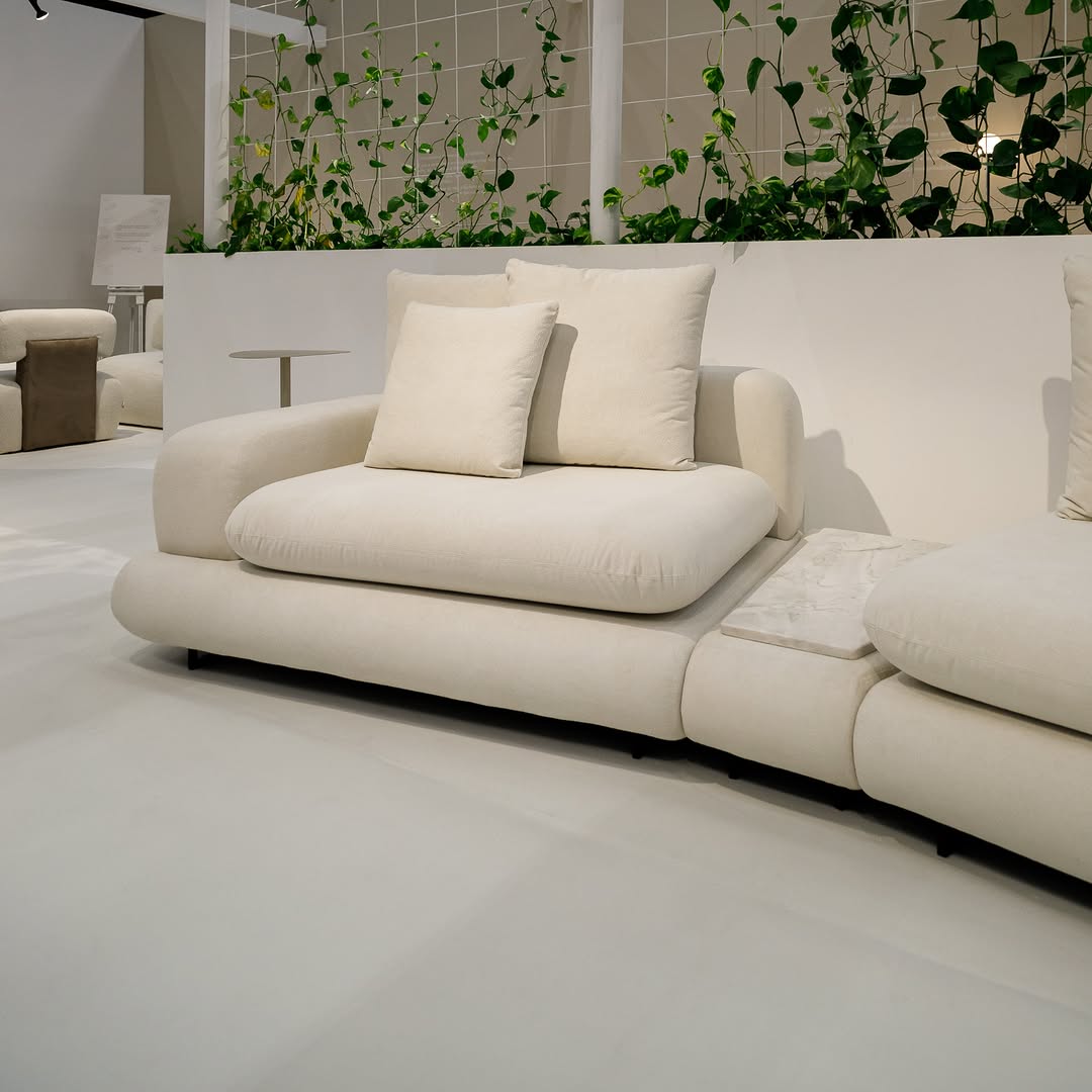 AMAGO SOFA