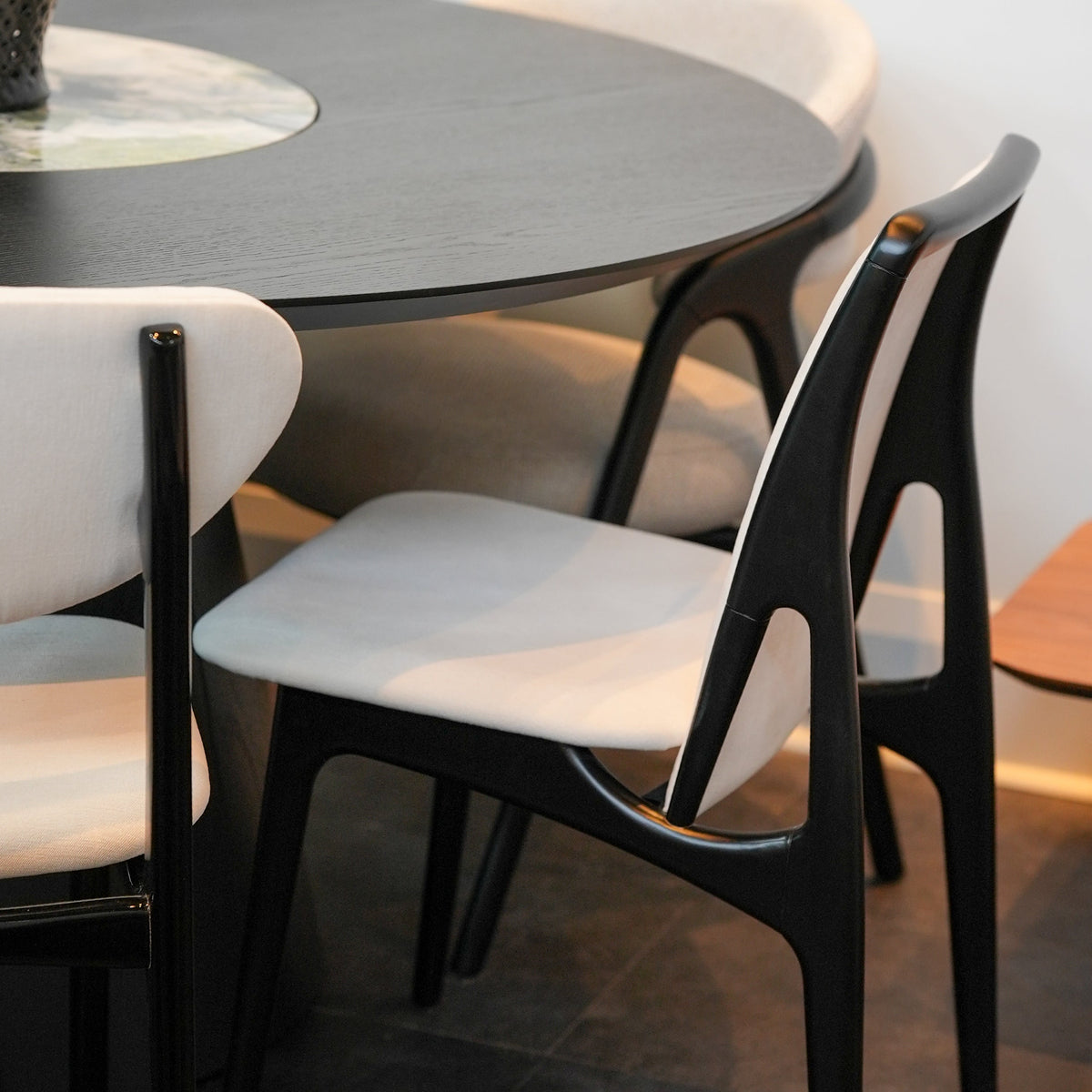 Pequi Dining Chair
