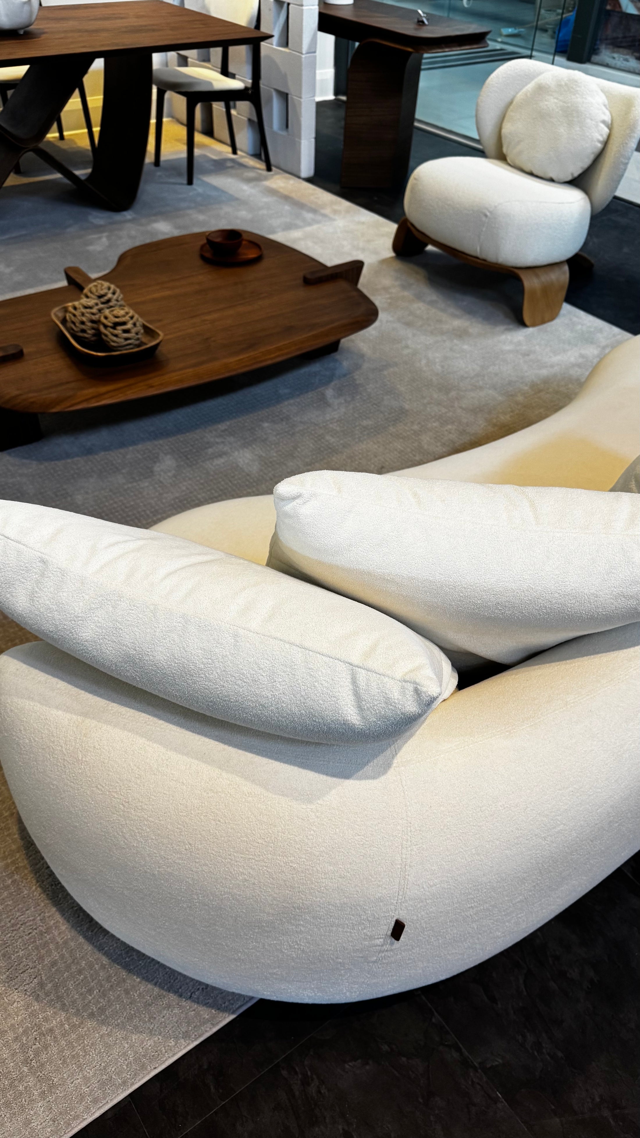 Sintonia Curved Sofa