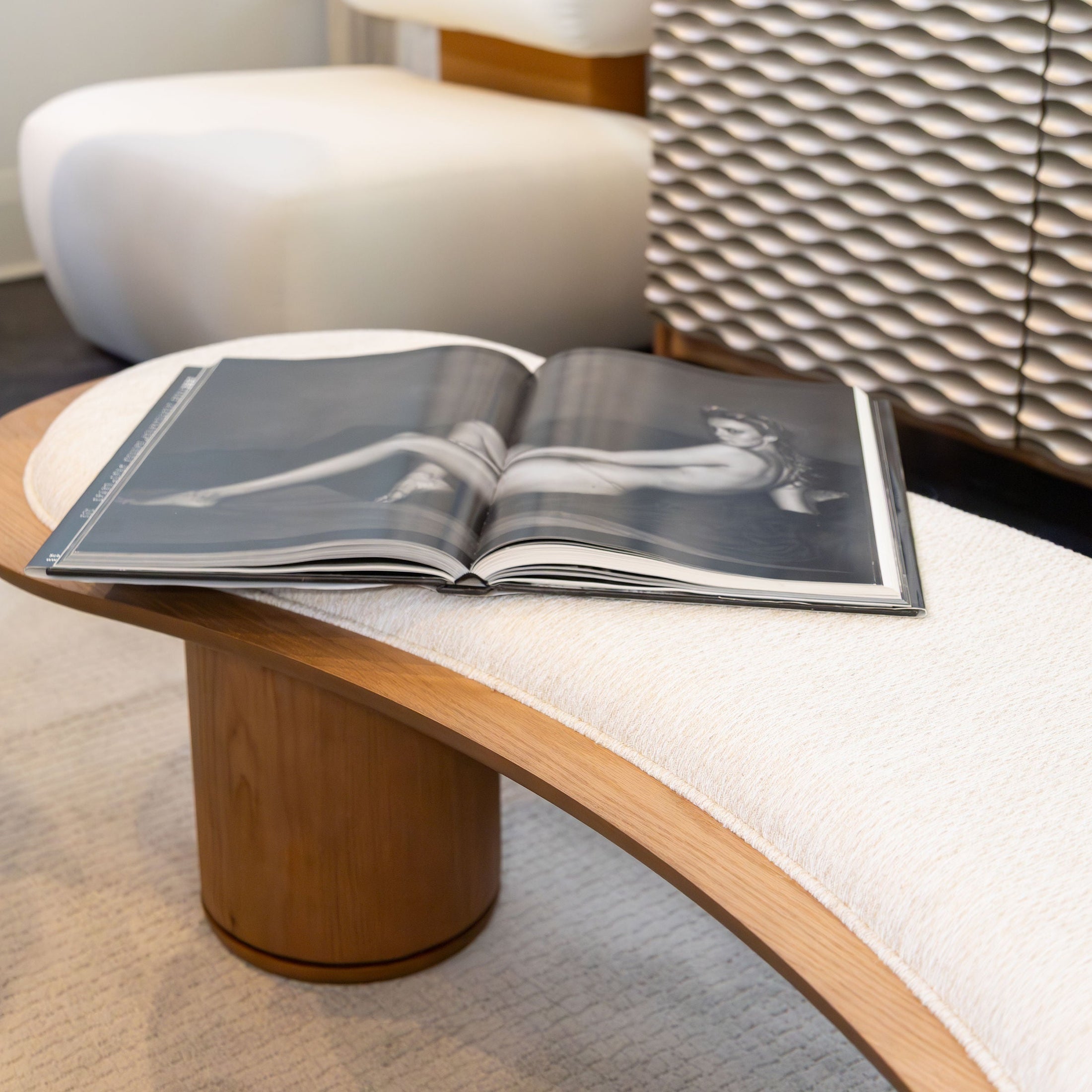 organic wood bench details